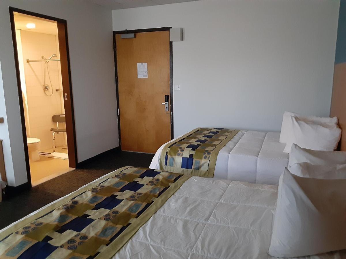 Howard Johnson By Wyndham San Juan Centro Cardiovascular エクステリア 写真